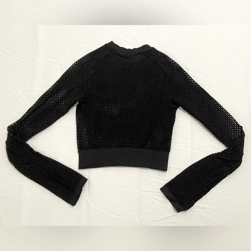 Carbon38 fitted fishnet mesh crop top Black - Image 4