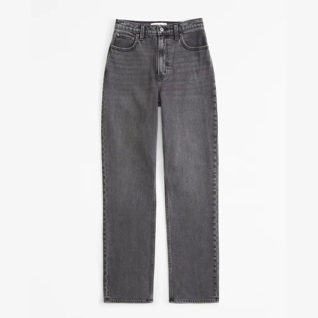 Abercrombie | 90s Straight Ultra High Rise Jeans in Washed‎ Black Size 28 - Image 3