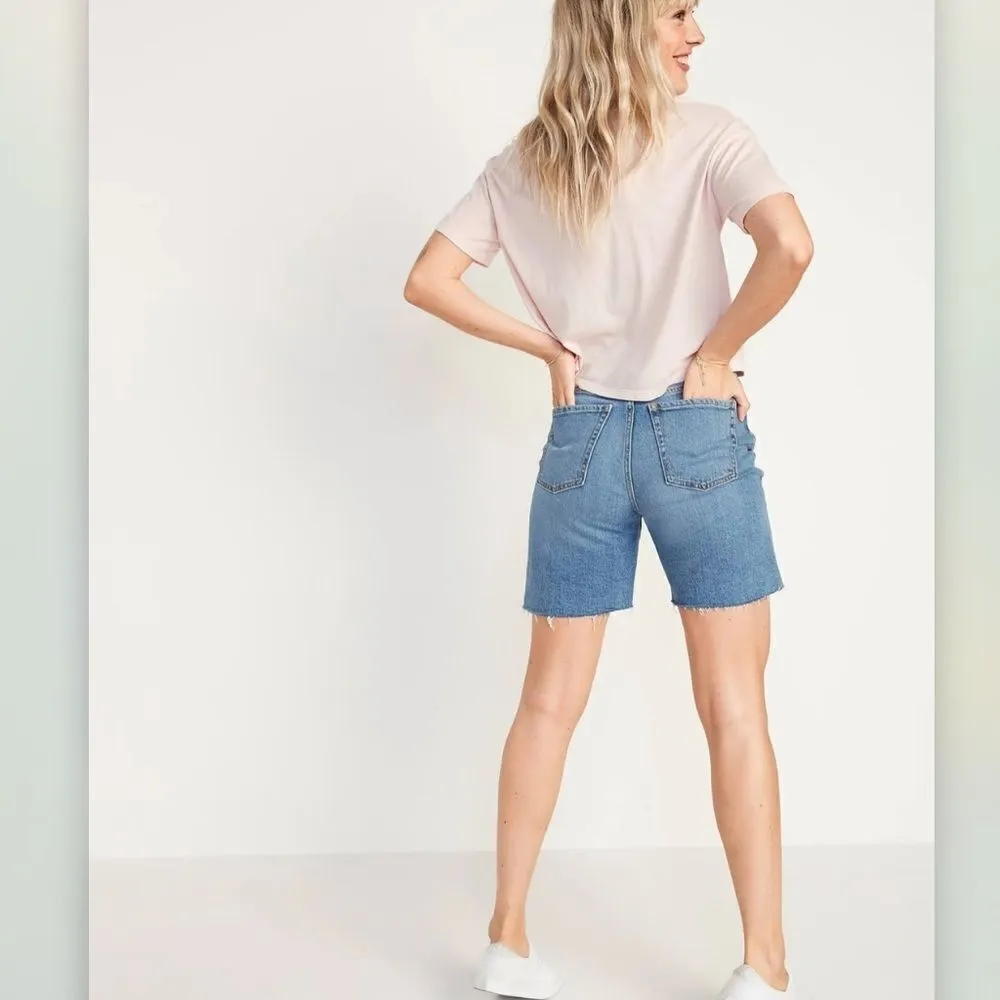 Old Navy Extra High Waisted Straight Button Fly Cut-Off Ripped Jean Shorts - Image 2