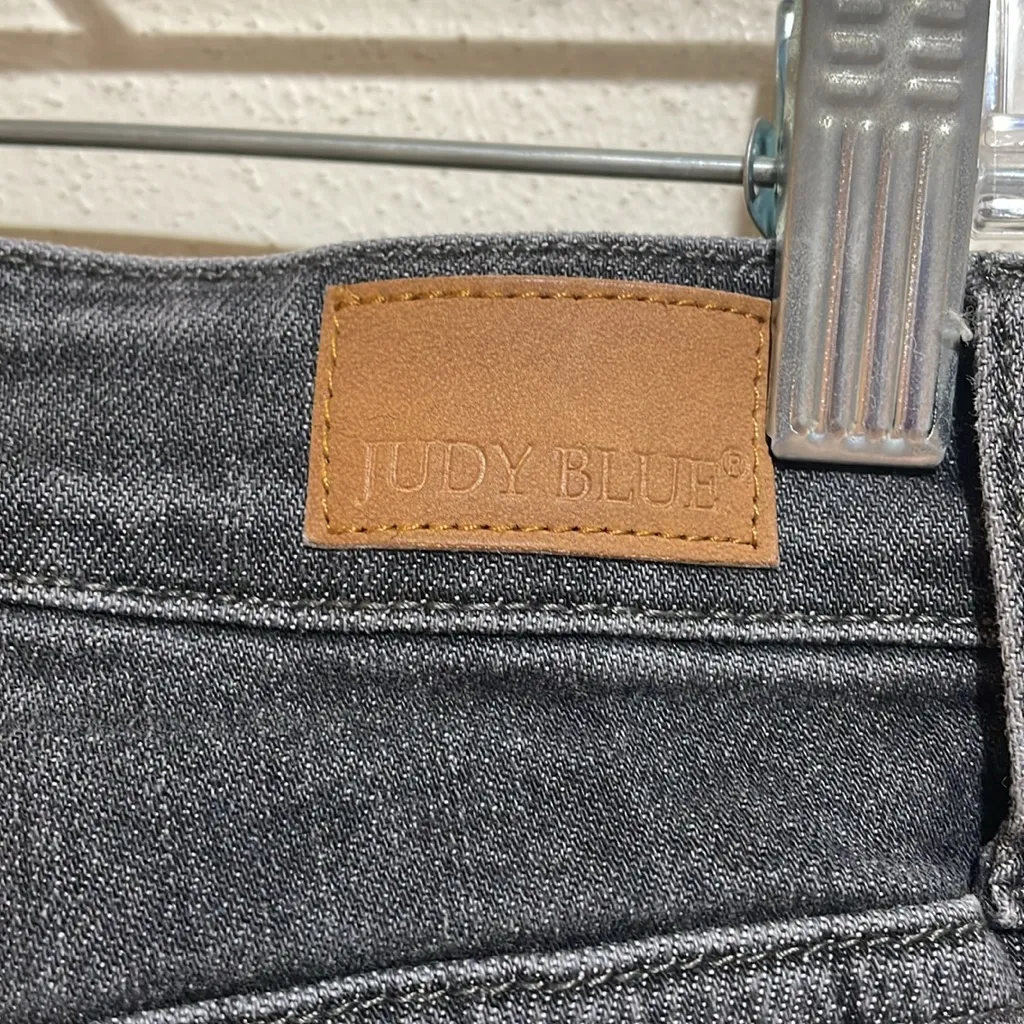 Judy Blue Skinny Fit Grey Distressed Ripped Knee Denim Jeans Size 11/30 - Image 11