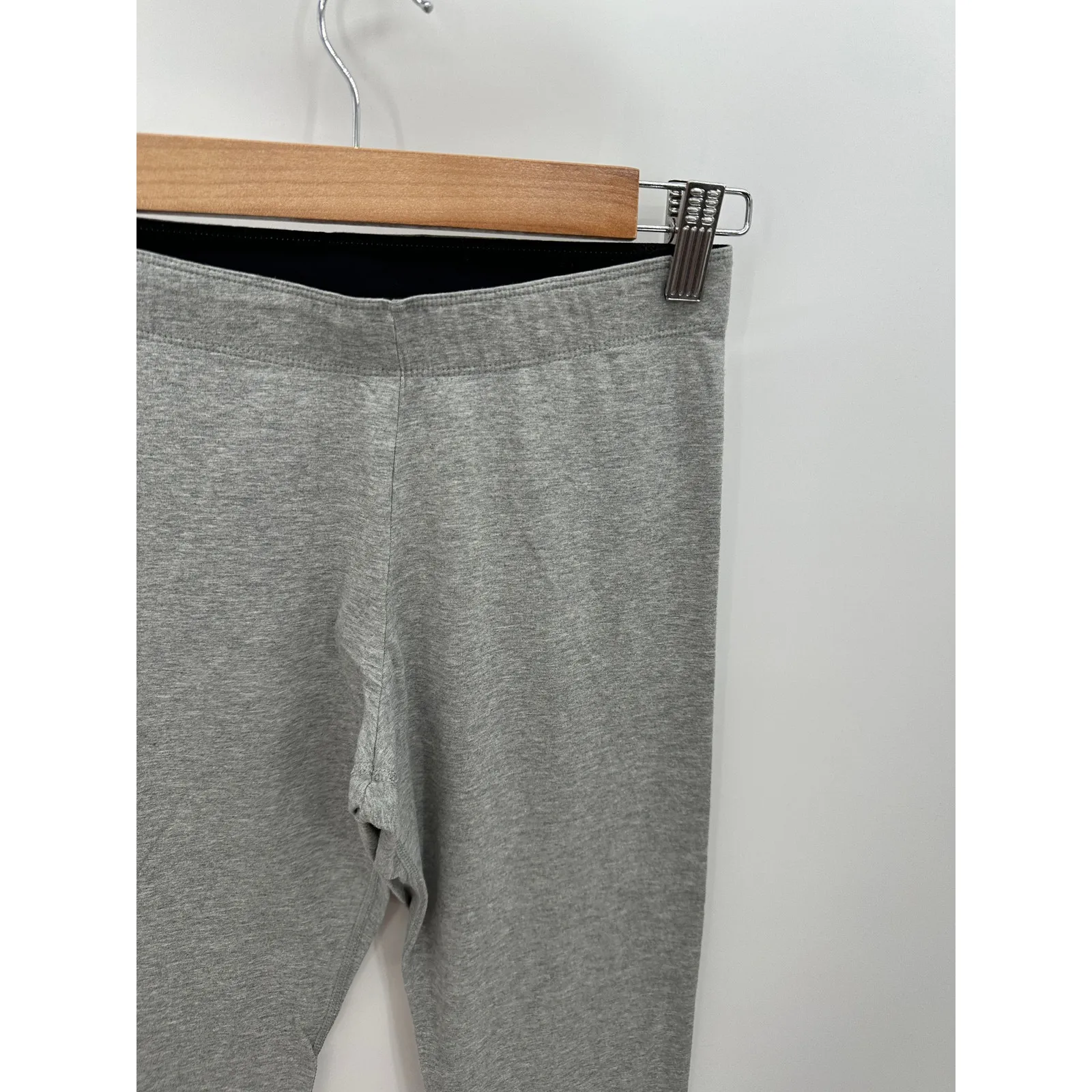 Nike Gray Future Logo Cropped Mid Rise Leggings Cotton Womens Size Small - Image 4