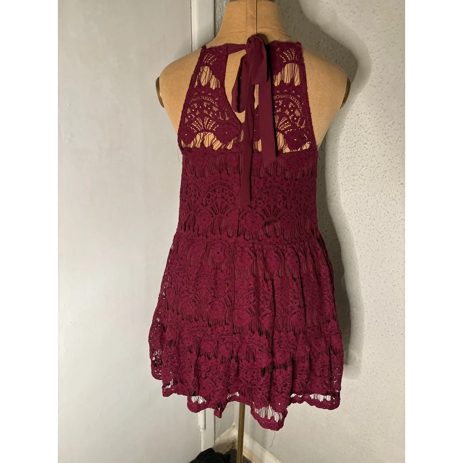 Xtraordinary Lace Maroon Mini Dress M Formal Special Occasion Cocktail Coquette - Image 2