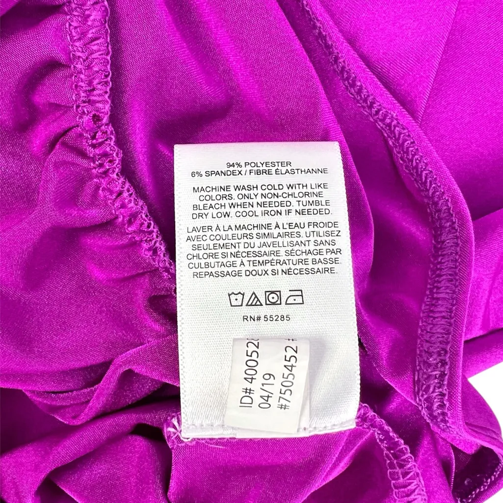 Express Body Contour Fuchsia Pink Short Sleeve V-Neck Bodysuit Thong Size Medium - Image 7