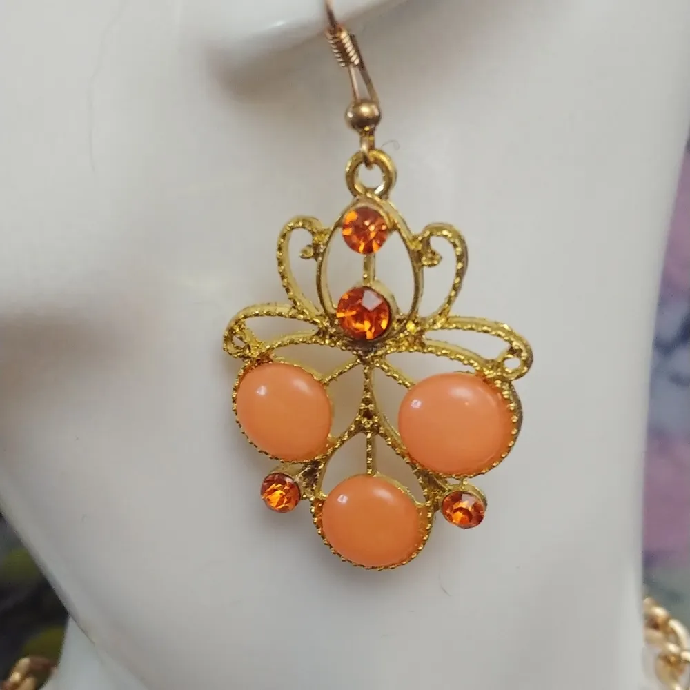 Gold Orange Beads w/ Starfish Bib Necklace Set - Image 2