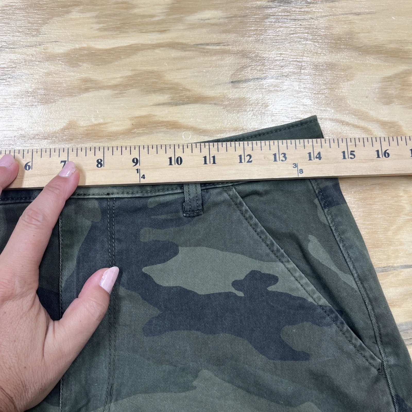 Hollister Green Camo Camouflage Mini Skirt Size 7/28 Ultra High Rise Stretch - Image 9