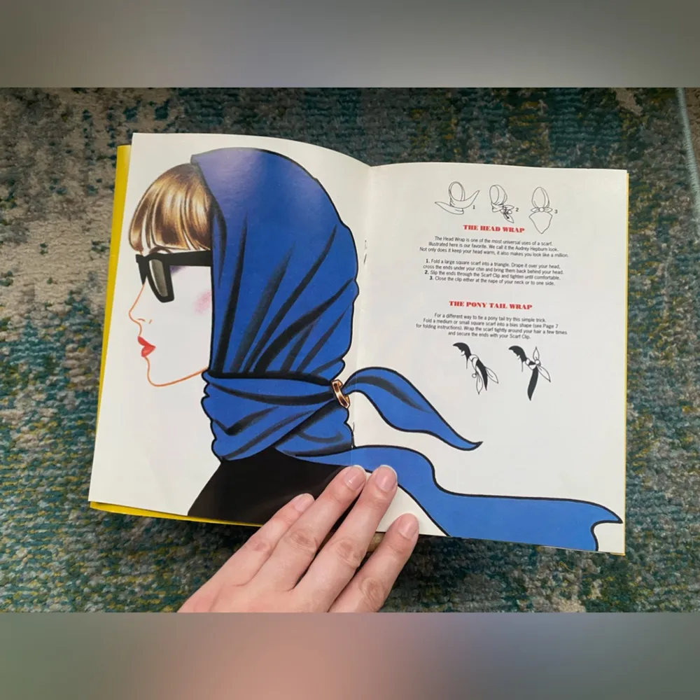Vintage Infinity Bob Sadler 20 Great Looks Using a Scarf Clip picture book - Image 5