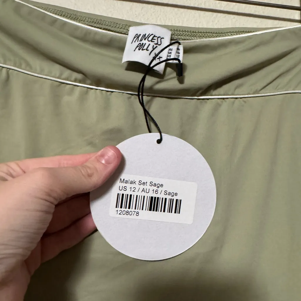 NWT Princess Polly Sage Mini Skirt - Image 2