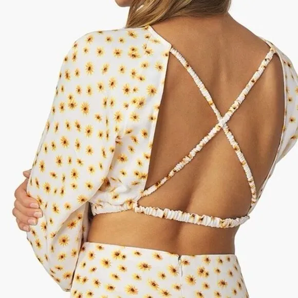 NWT WeWoreWhat Women's Floral Billow Sleeve Blouse‎ Size L Ditsy Daisies - Image 2