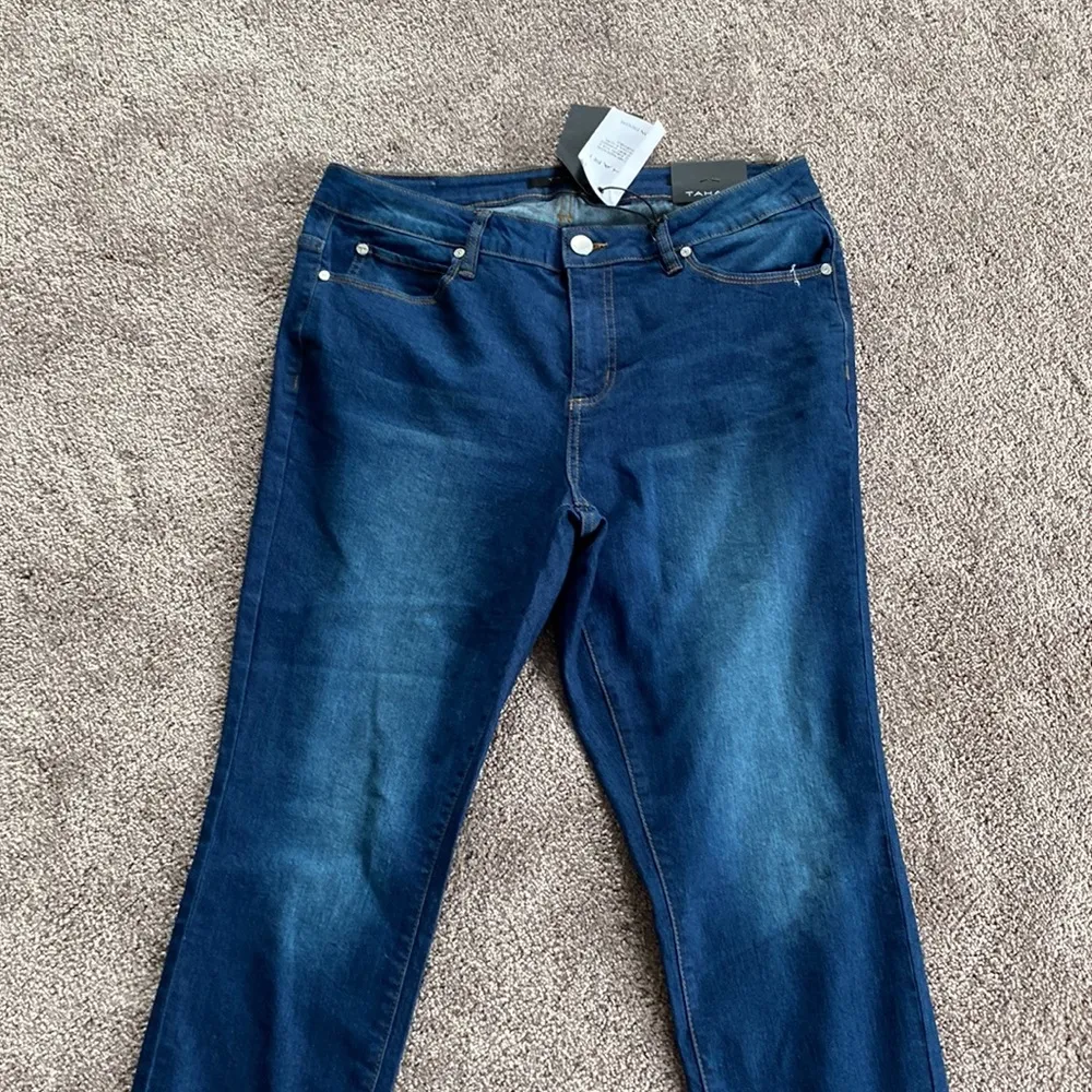 NWT Tahari Kelly Rayon Denim Skinny Jeans SIZE 14W - Image 6