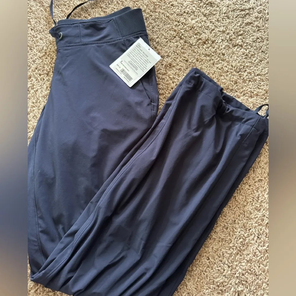Athleta Midtown Lined Trouser Pants- Size 2 - Image 2