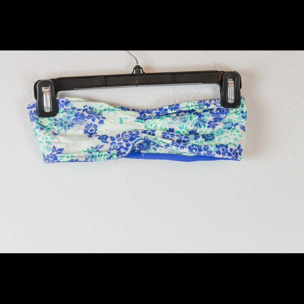 🔴 PINK Victoria’s Secret Blue Floral Lace Bandeau Bra Top | Size M | Stretchy - Image 2