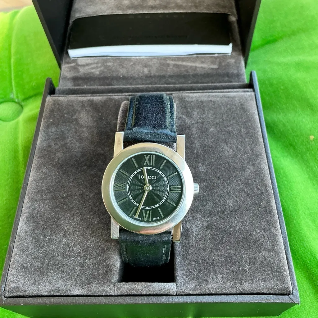 AUTHENTIC GUCCI DRESS watch🔥🔥🔥 - Image 12