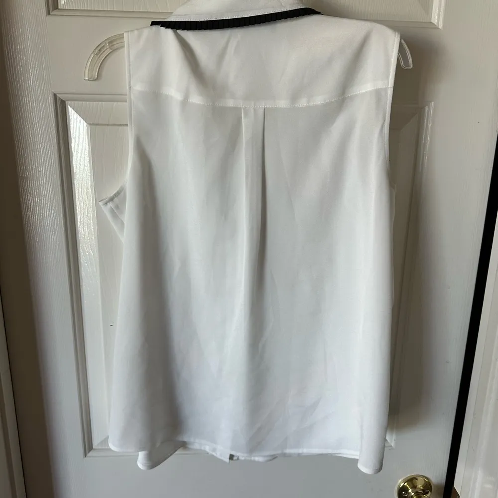 Karl Lagerfeld  Paris white button down sleeveless top - Image 3