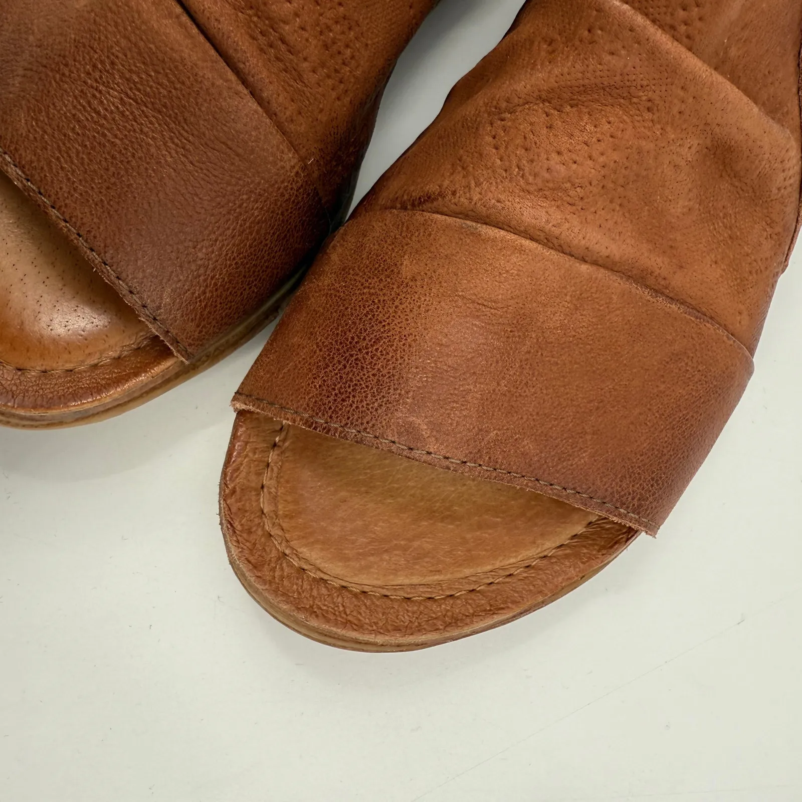 Miz Mooz Flaire Sandals Size 38 *WIDE* (US 7.5-8) Leather Ruched Brandy Zipper - Image 14