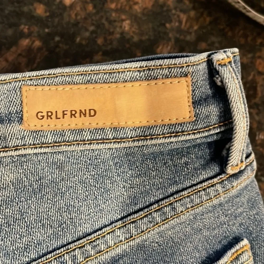 GRLFRND KAROLINA JEANS GROOVY SITUATION - Image 8