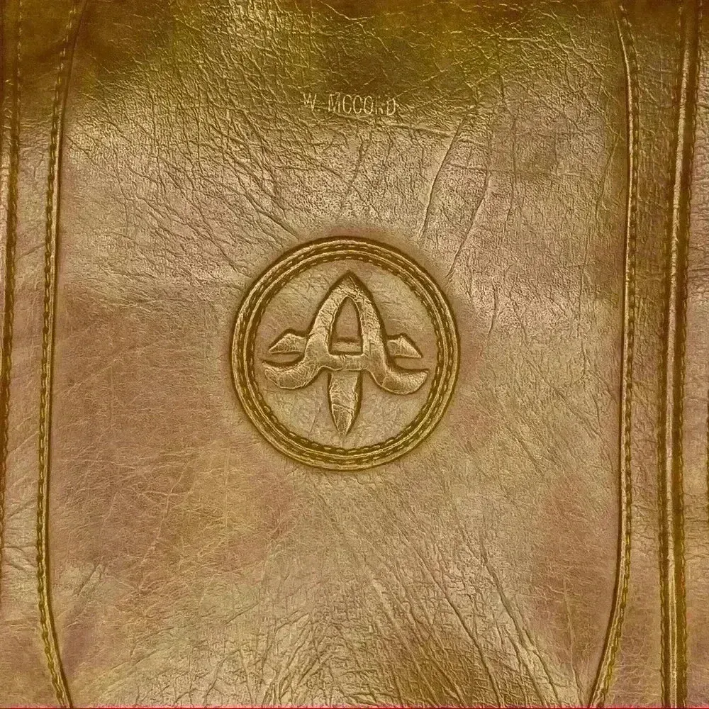 Vintage American Tourister Brown Clutch Bag - Image 4