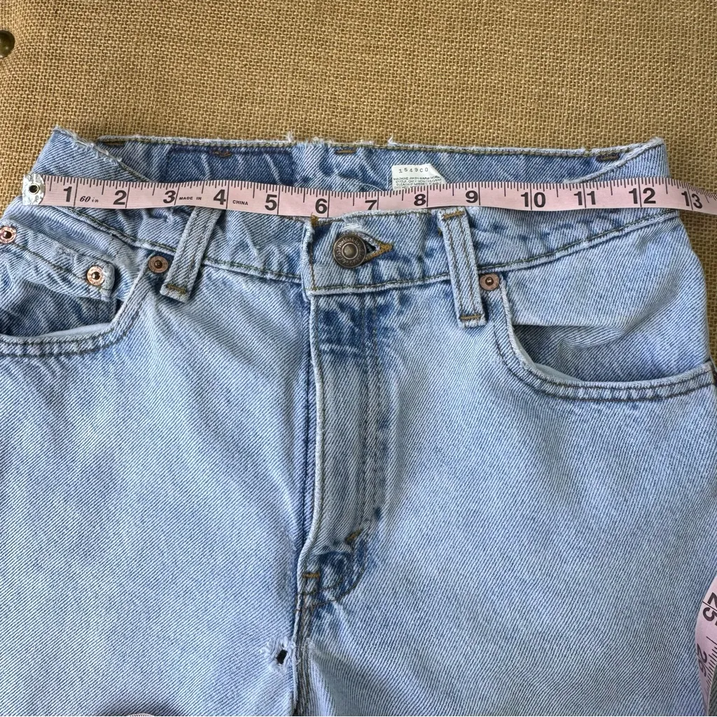 Levi’s 550 90’s Vintage Relaxed Fit Tapered Leg Jeans Size 5 SHT - Image 8