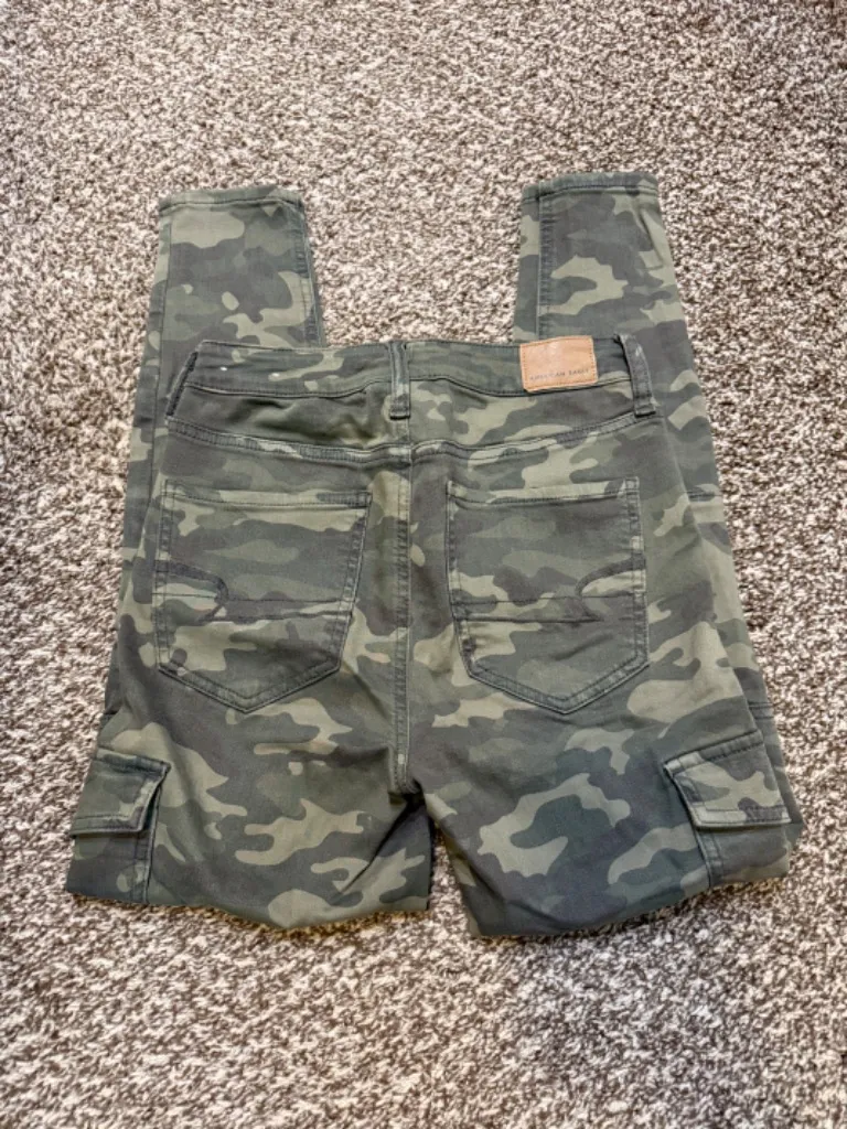 American Eagle Super High-Rise Jegging Crop Jeans - Image 3