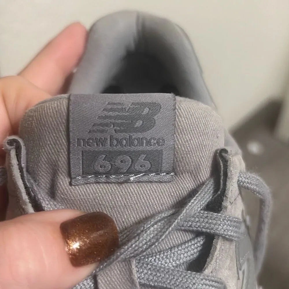 ✨New Balance® 696 Runner Suede Grey Sz 9 Sneakers✨ - Image 10