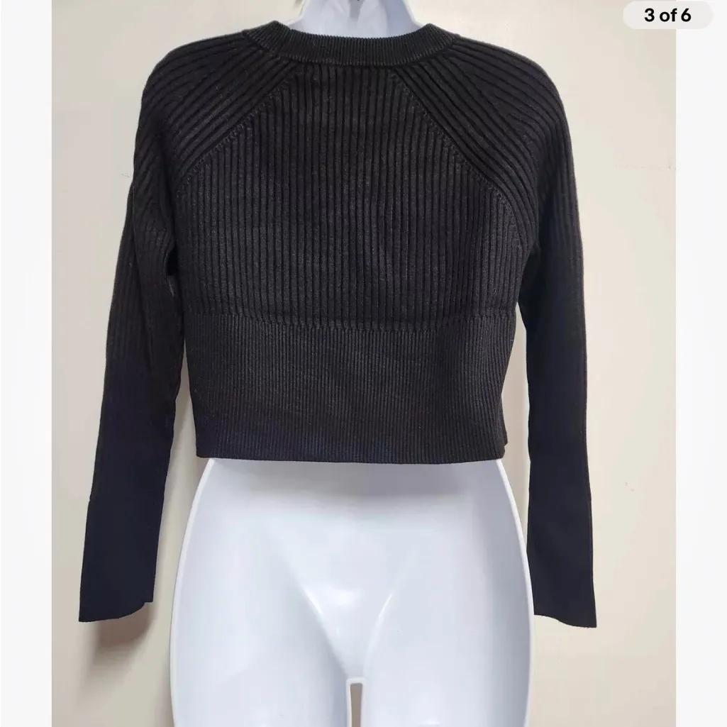 Olivaceous Cropped Knitted Black Sweater Size S. B26 - Image 3