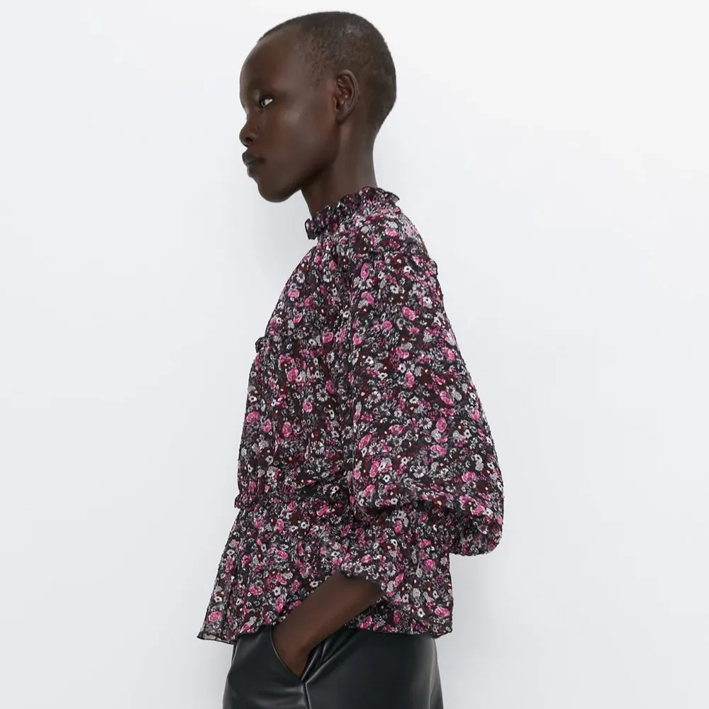 Zara RUFFLED PRINT HIGH COLLAR BLOUSE Black/Pink - Image 2