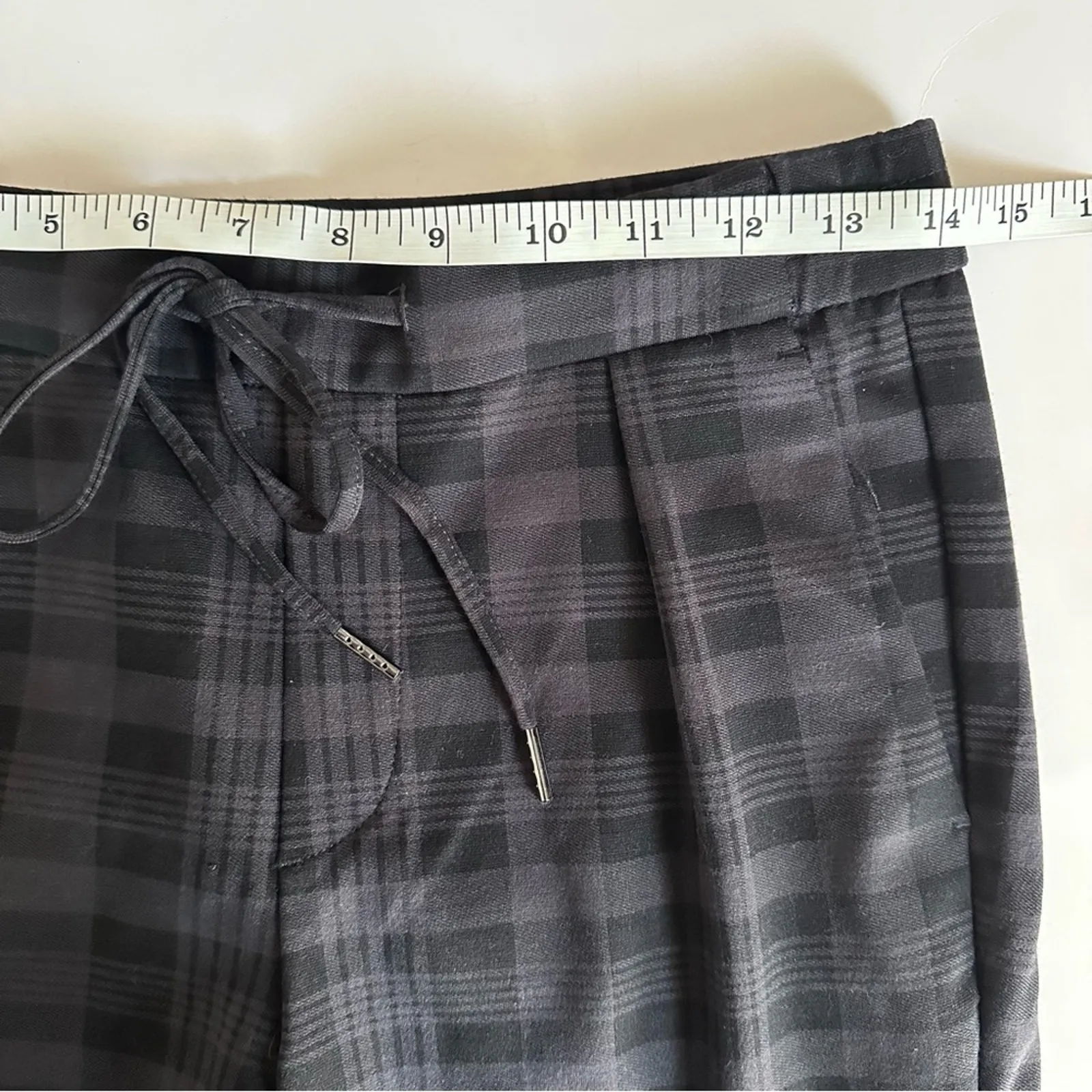 AMANDA + CHELSEA Black Gray Plaid Comfort Waist Pleated Crop Pants Women’s Sz 4 - Image 6