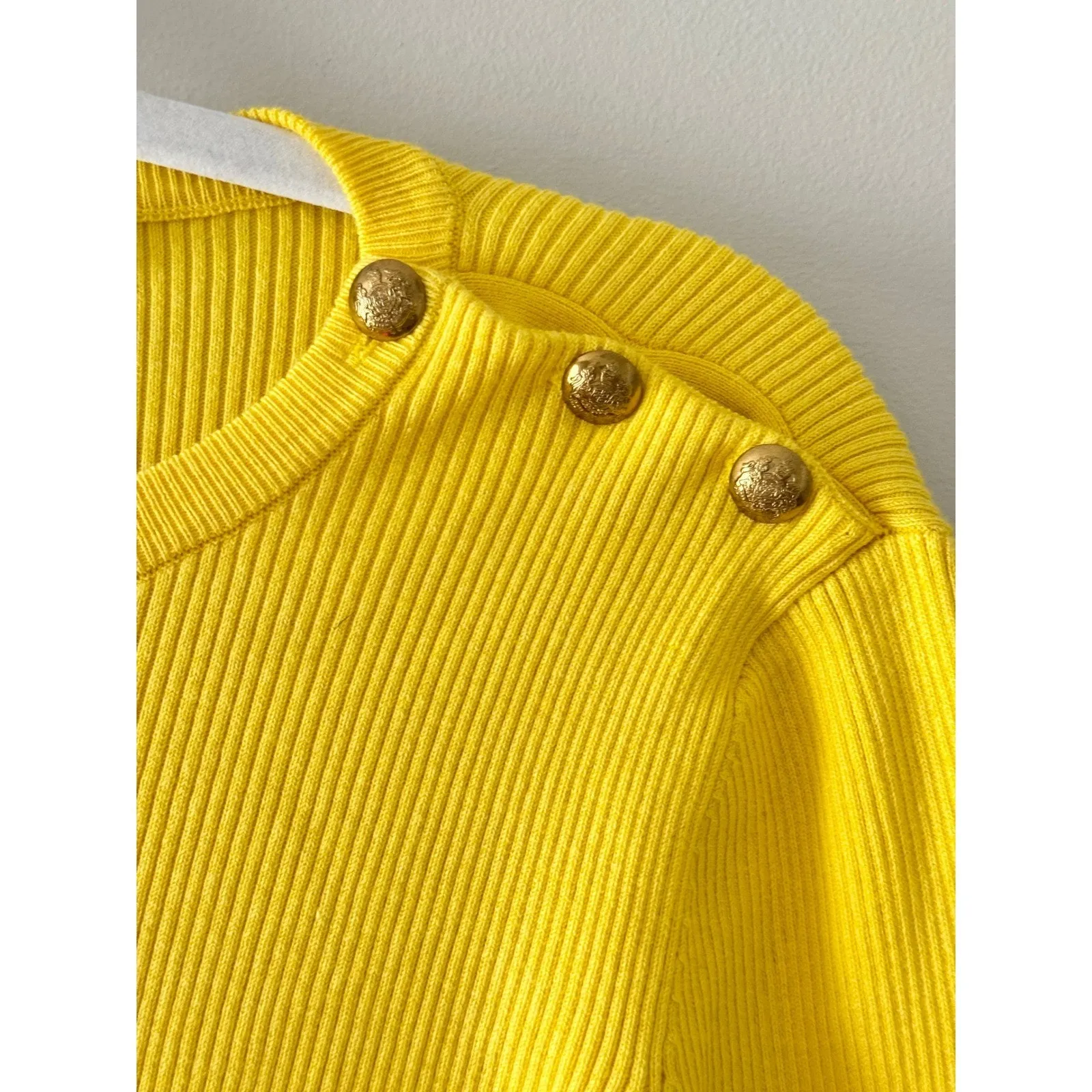 Lauren Ralph Lauren Ribbed Sweater Size XL Crewneck Long Sleeves Gold Buttons - Image 6