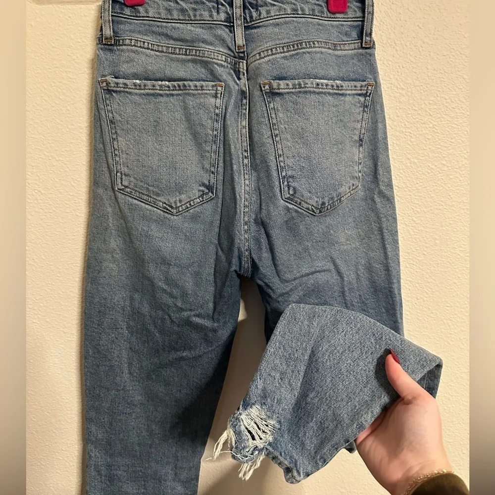 Agolde Nico High Rise Slim Jeans with Button Fly and Distressing - Image 5