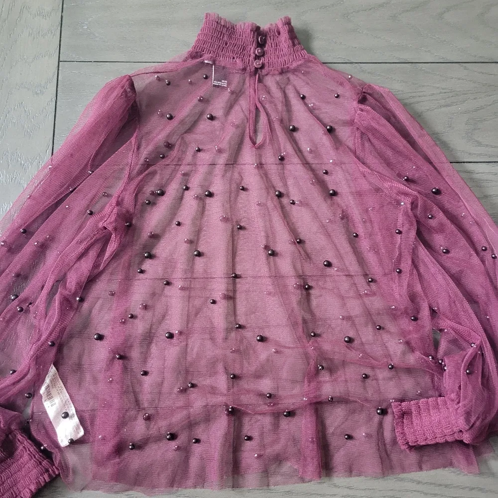 Forever 21 mesh shirt size womens small - Image 2