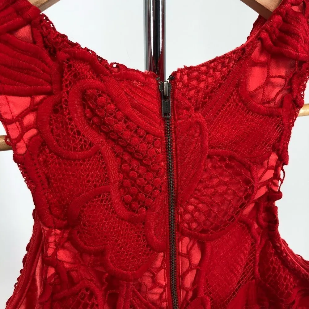 Lovers + Friends Caspian Lace Shift Mini Dress in Coral Red size XS - Image 7