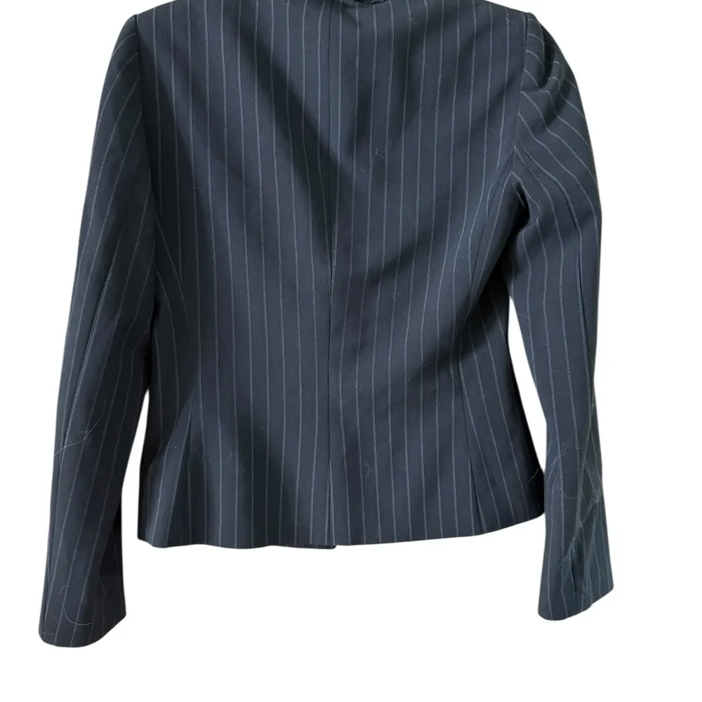Antonio Melani Charcoal Women's Suit Jacket - Image 4