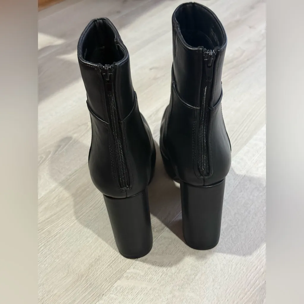 CHINESE LAUNDRY NORRA PLATFORM BOOTIE IN BLACK SIZE 9.5 - Image 12