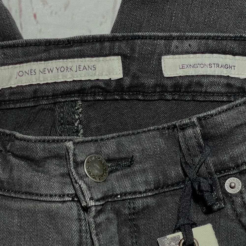 Jones New York Lexington Black Straight Leg Pants 8P - Image 10