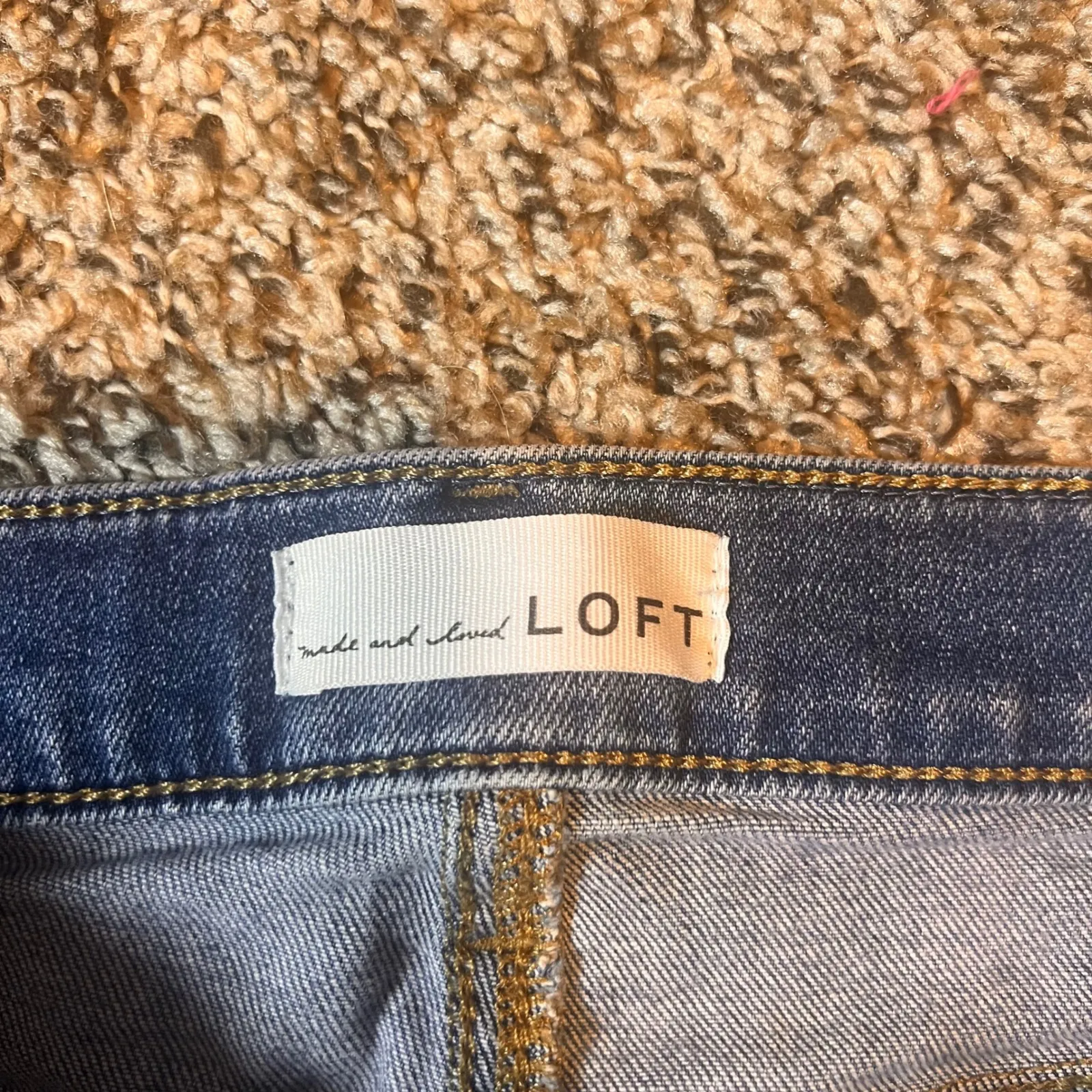 LOFT‎ Women's Size 10/30 Blue Denim Jeans Frayed Hem Casual - Image 2