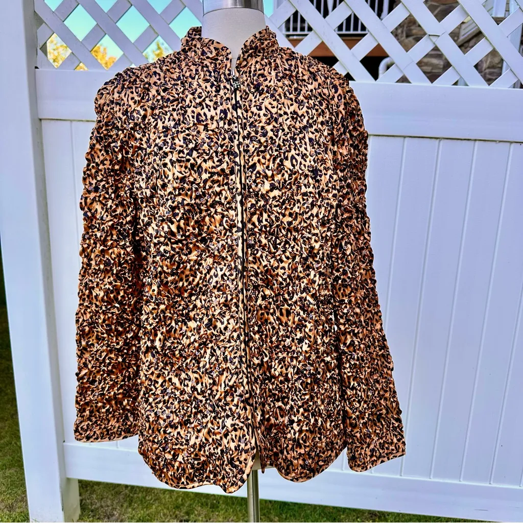 Adressing Woman Woman’s Plus Size Jacket Zip Up Crinkled Sequined Artsy Black - Image 4