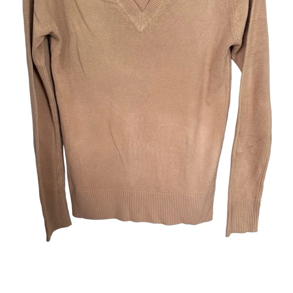Atmosphere Women’s Sz 12 Knit Soft Sweater Light Brown Pullover V Neck - Image 3