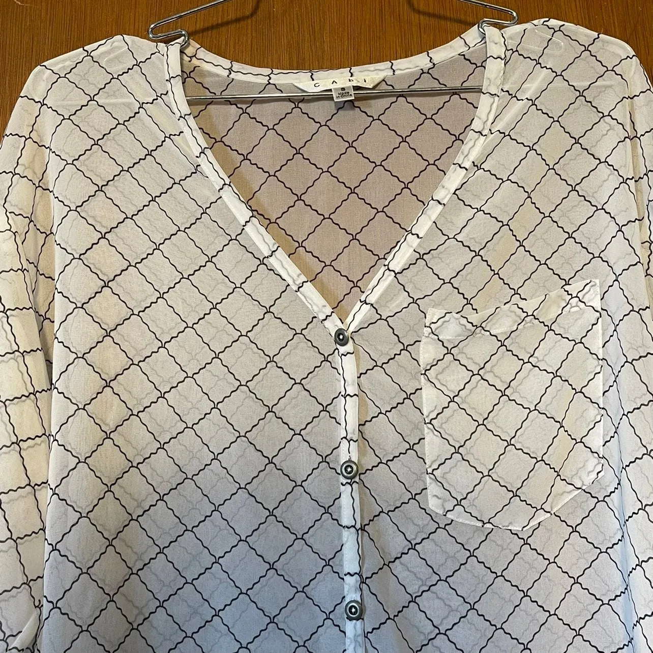 Cabi Chess Board Woman's Lightweight Sheer Casual Blouse Size Small - Image 3