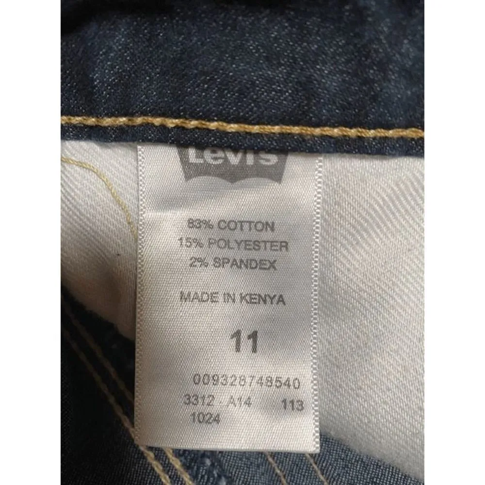 Levi's Shorty Short jean shorts. - Image 4