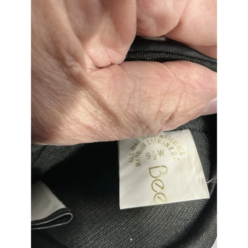 Womans Bee Size 9.5 W Black Zip Up Quilted Ankle Snow Boots - Image 7