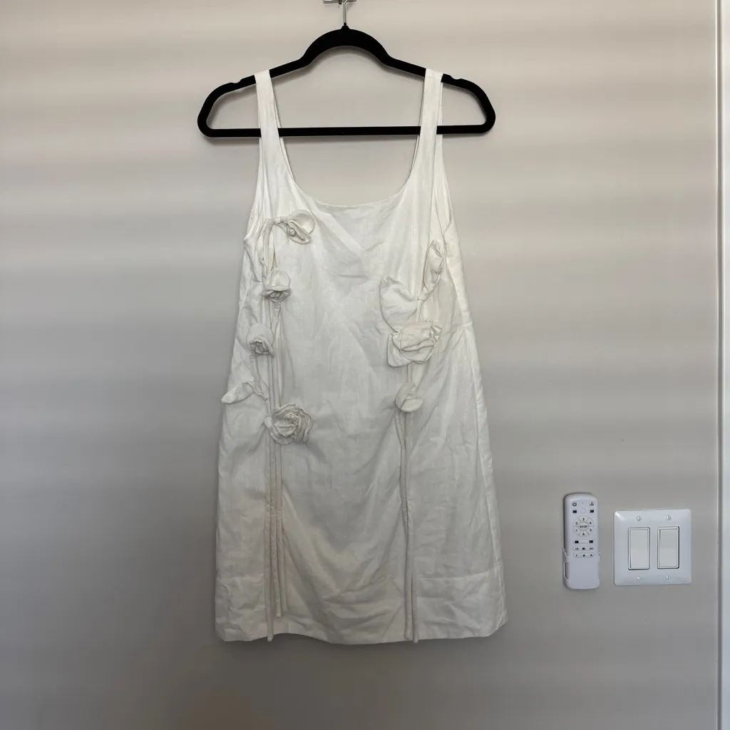 Farm Rio 3D Floral Linen Mini Dress Size Small White - Image 2