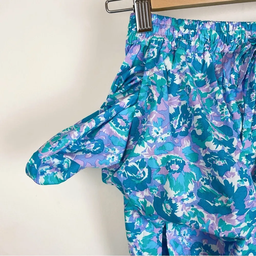 Lusana Donovan Shirt & Short Set in Alice Blue Floral - Image 9