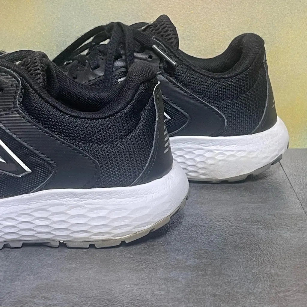 New Balance 520 Comfort Ride Women's Wide Sneakers Black/White Size 8.5D - Image 12