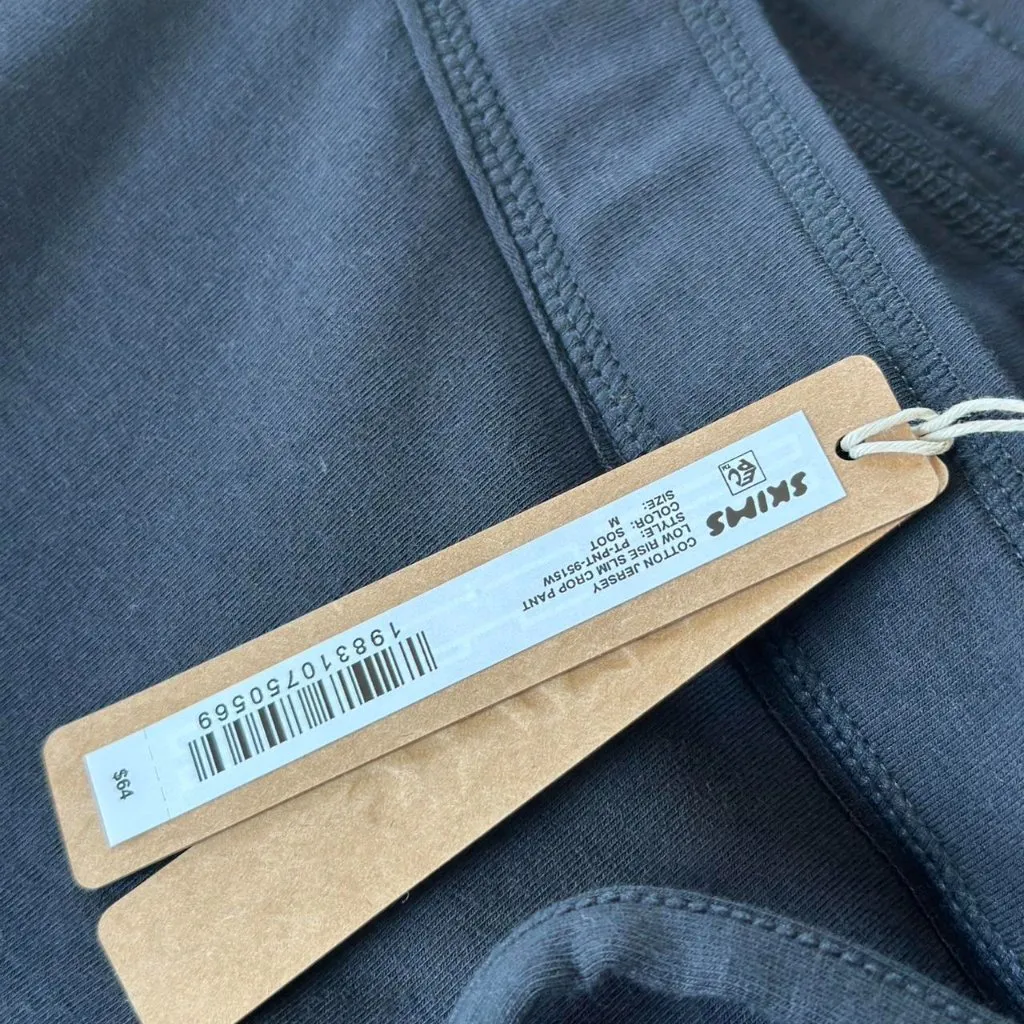 SKIMS  Cotton Jersey Low Rise Crop Pant in Soot, Size Medium - Image 9