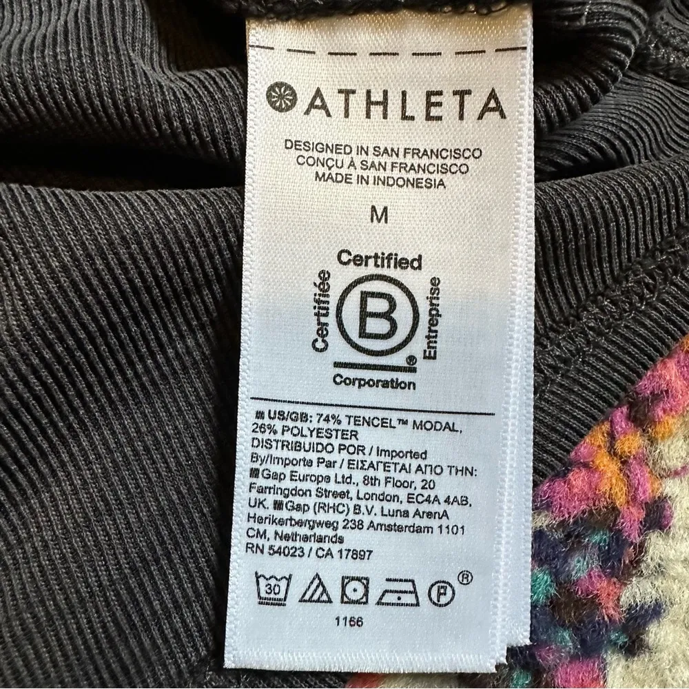 Athleta Asymmetric Hem Short Sleeve Tee Womens Medium - Image 4