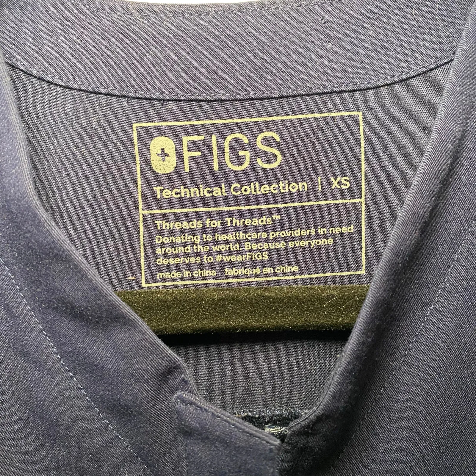 FIGS Navy Blue Masaya Full Zip Short Sleeve Scrub Top Women's size XS Nurse Dr - Image 3