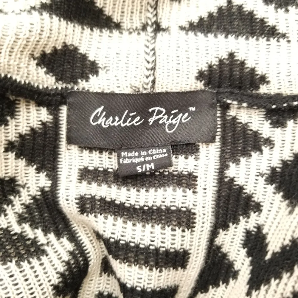 Charlie Paige Aztec Print Beige & Black Cardigan Sweater S/M - Image 9