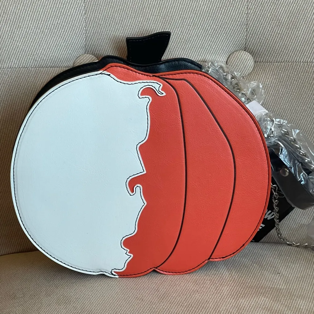 NEW Nightmare Before Christmas Jack Pumpkin Split Glow-In-The-Dark Crossbody Bag - Image 7