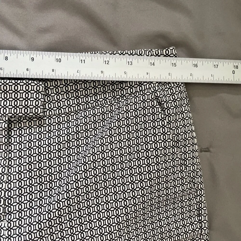 Willi Smith Woman’s Crop Capri Pants Black White Geometric Print 8 Casual - Image 6