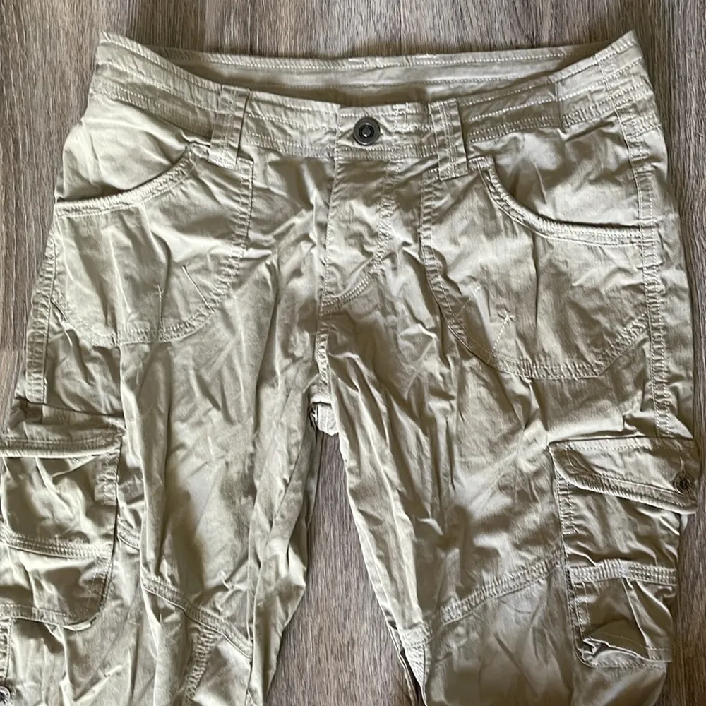 Kuhl Convertible Cargo Pants/Shorts Size 8 - Image 4