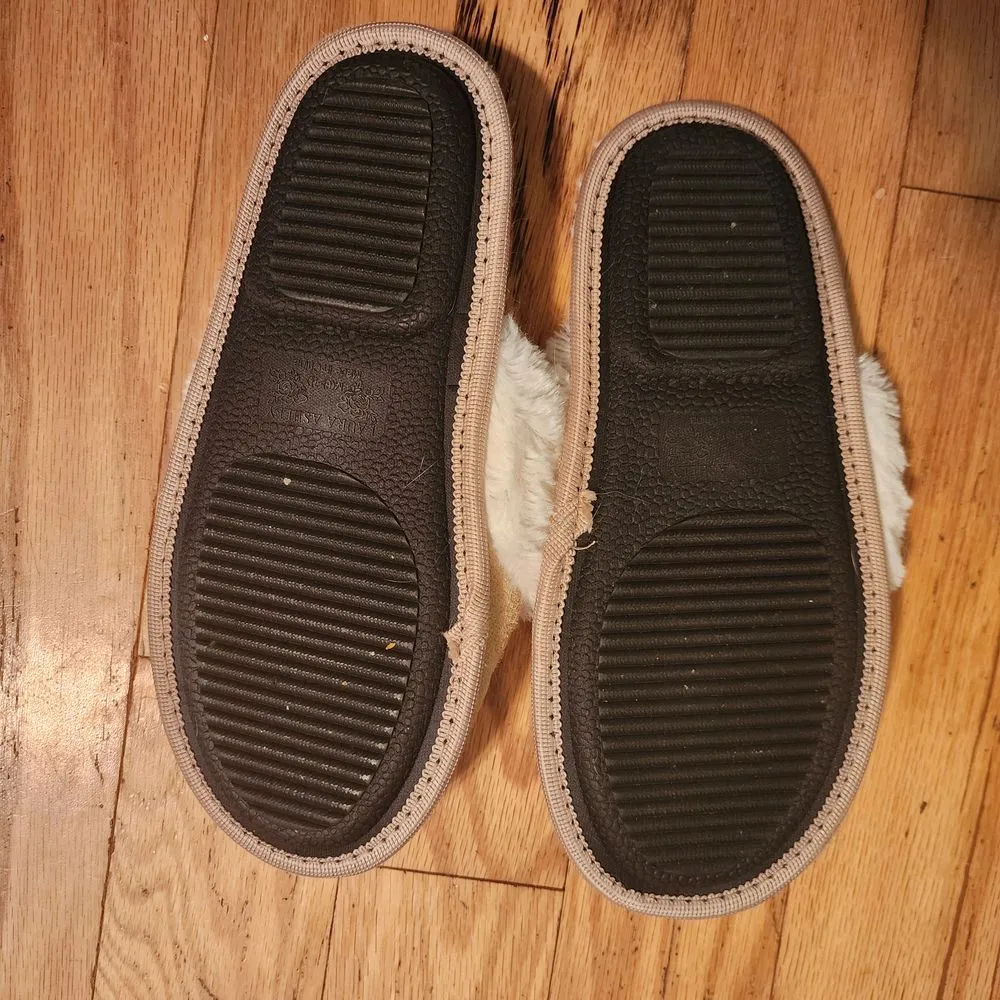 Laura Ashley Cozy Faux Fur Slippers Beige Comfort Indoor Shoes Women's‎ - Image 4